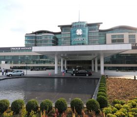 Medipol Hastanesi, Baclar
